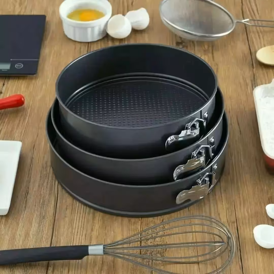 قالب کیک کمربندی سایز بزرگ قطر 28 سانتی متر جنس تفلون لطفا قبل از سفارش موجودی بگیرید 