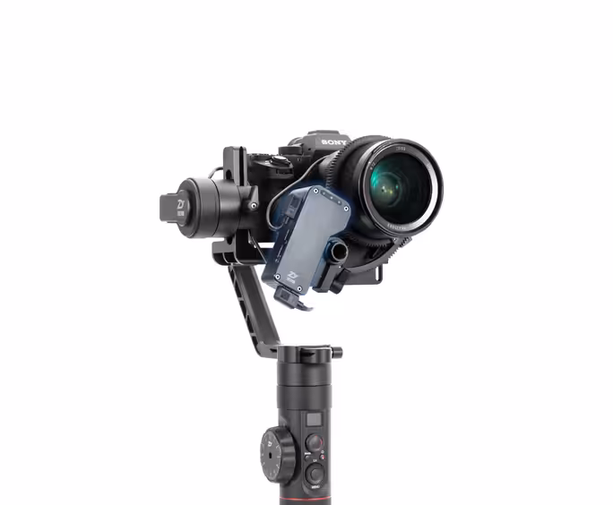گیمبال تک‌دسته سه محوره ZHIYUN مدل Crane 2 (به همراه فالو فوکوس)