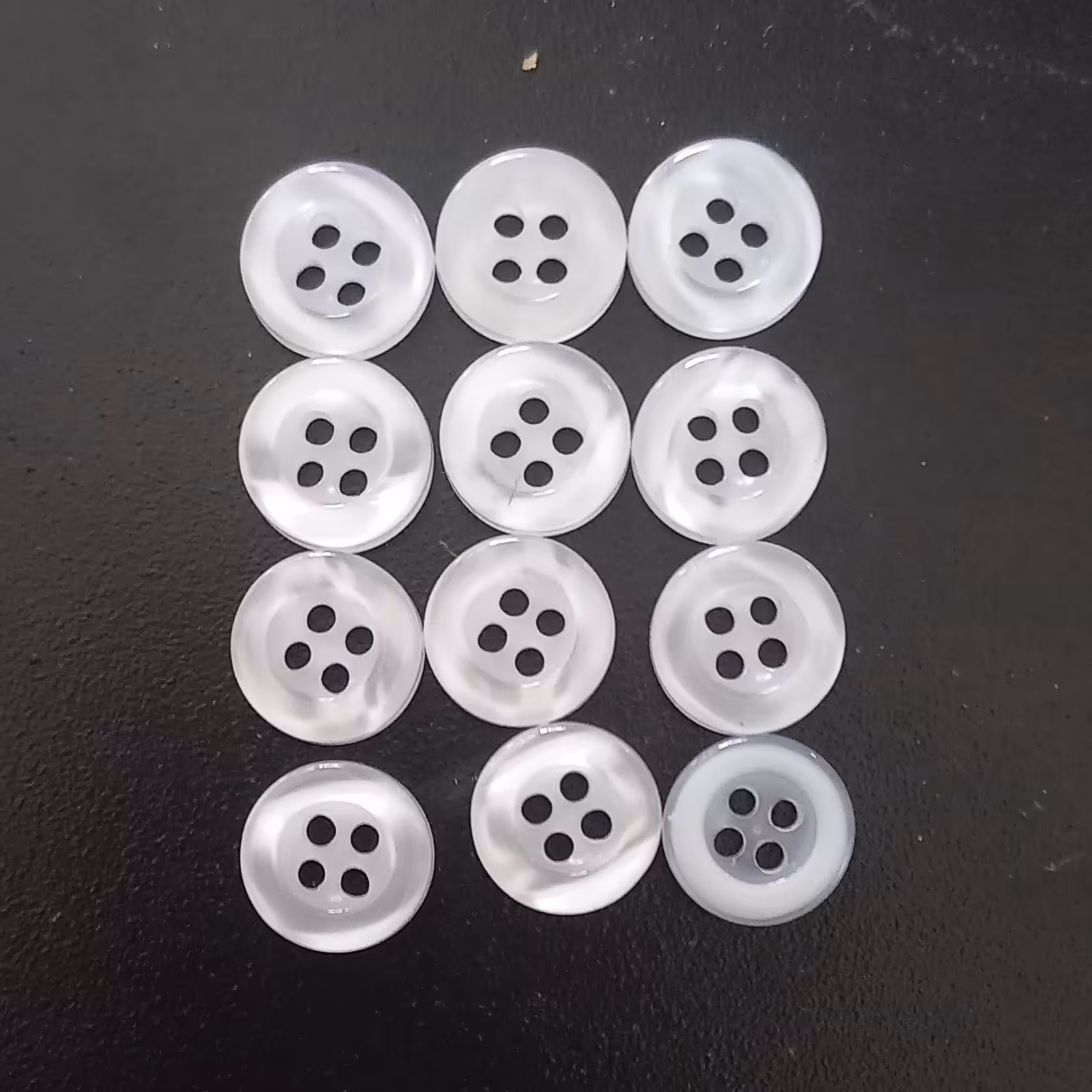 دکمه صدفی سفید پک ده عددی