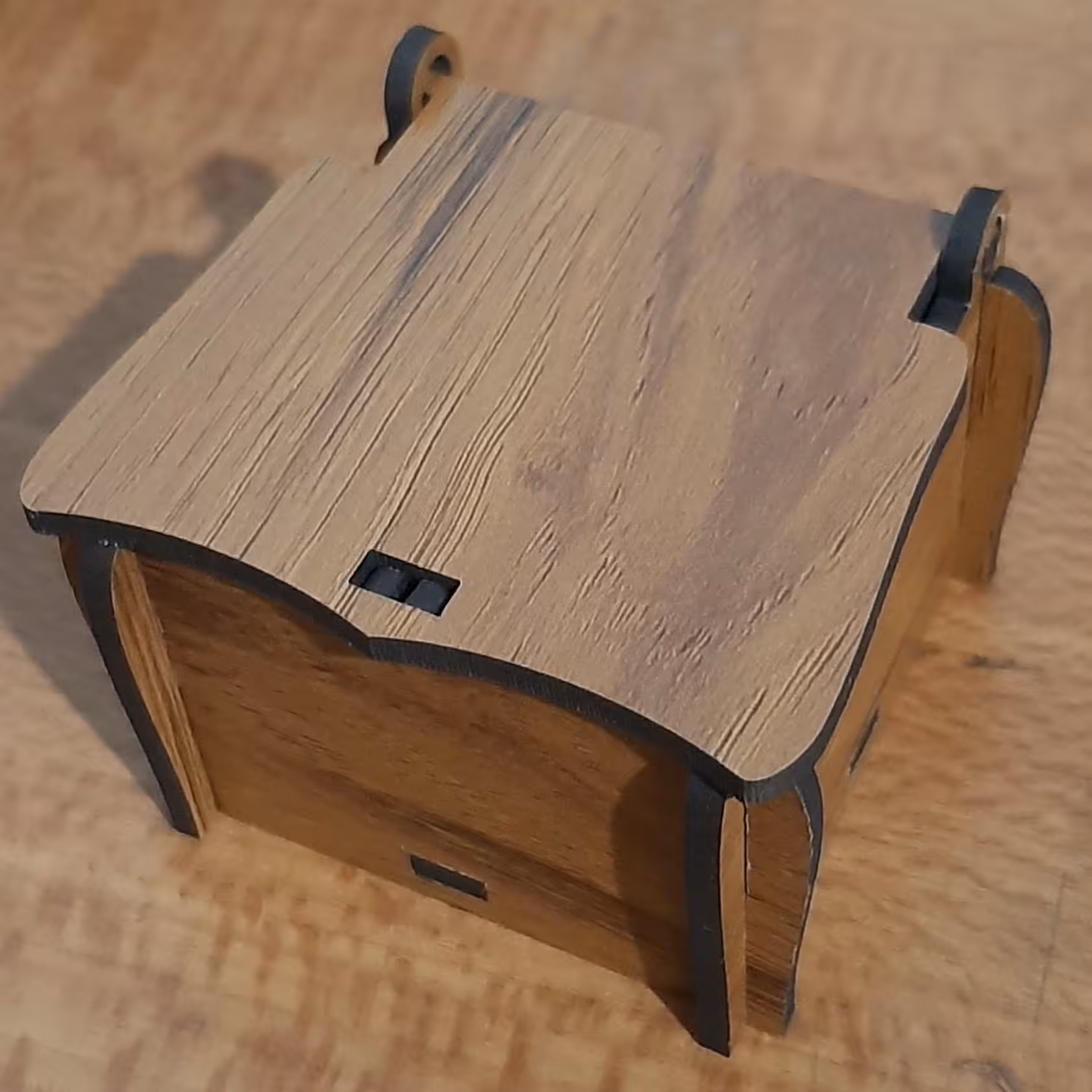 جعبه جواهر لیزری چوبی گردویی راش