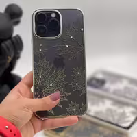 کاور دیویا طرح برگ  مناسب برای گوشی موبایل اپل iphone 14 pro رنگ نقره ای