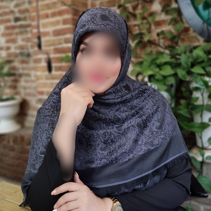 روسری نخ ابریشم ژاکارد دورو لمه دار کیفیت بی نظیر و عالی سُر نمیخوره ورق بزنید ارسال رایگان به سراسر کشور
