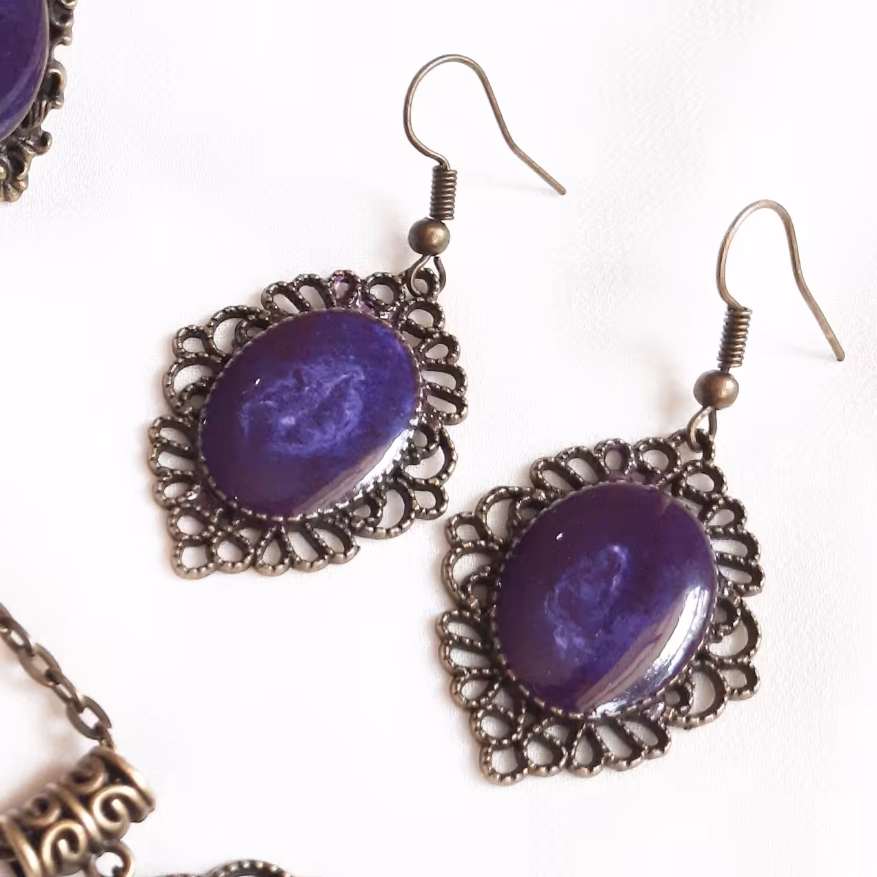 گوشواره طرح عقیق شجر بنفش برنزی بدلیجات زیورآلات دستساز