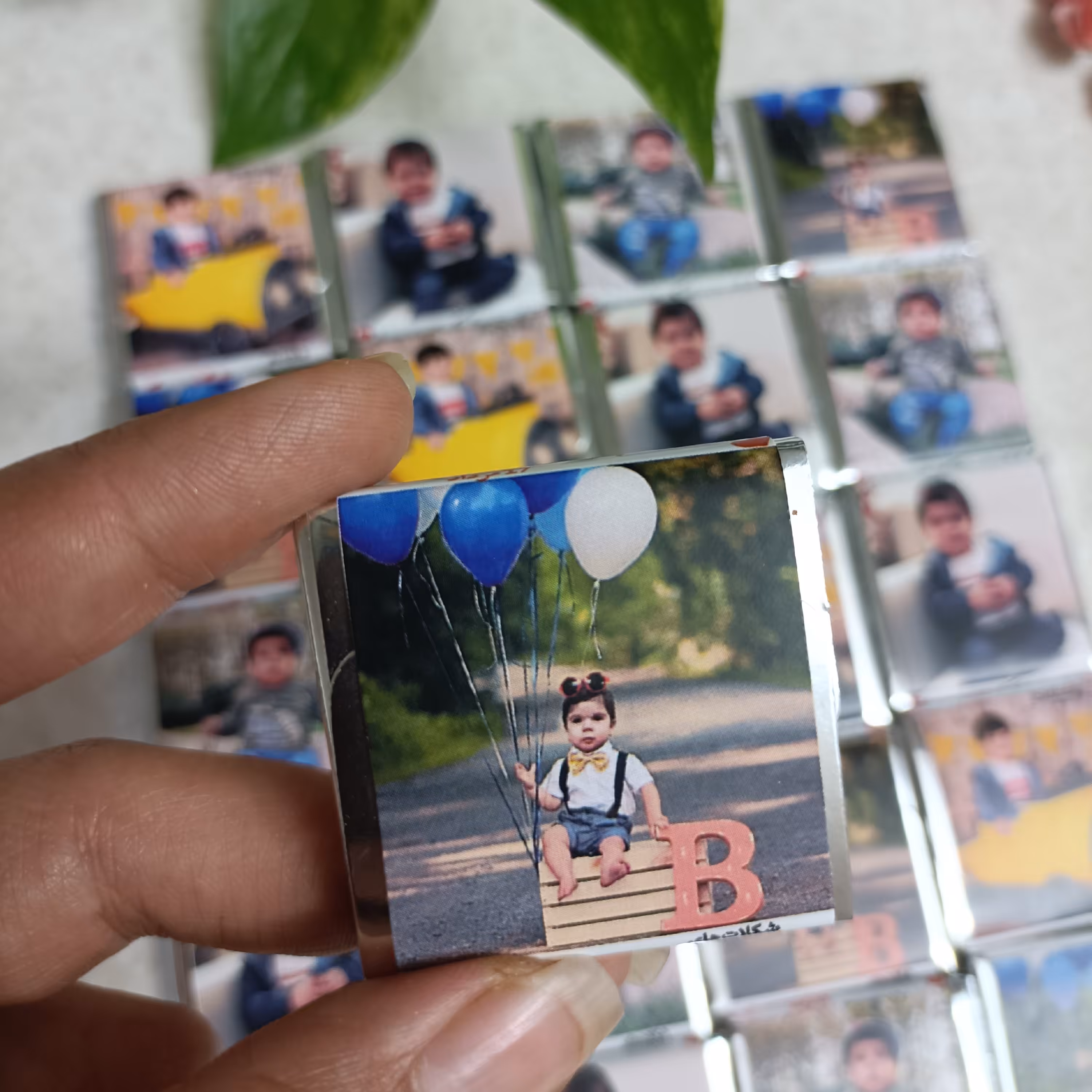 پک 20 عددی شکلات تصویری نوع دوم 