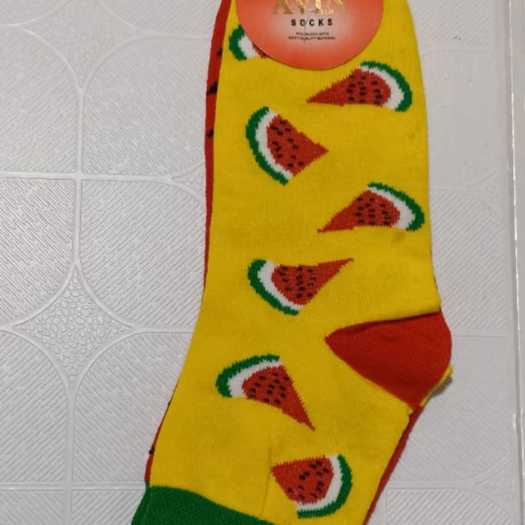 جوراب یلدایی  قیمت 1عدد درج شده است 