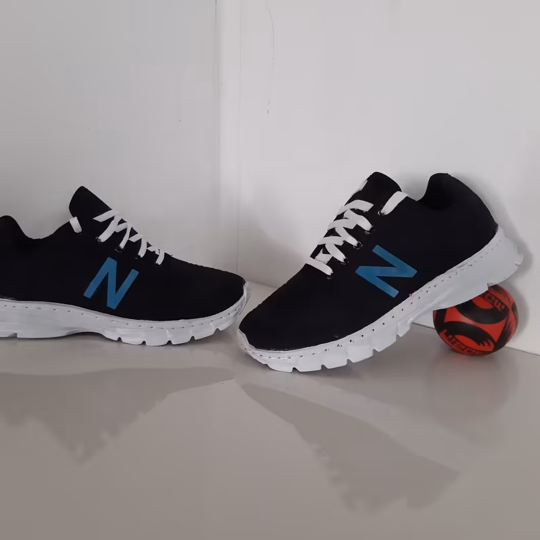 کفش مردانه     سبک و راحت    ارسال رایگان به سراسر ایران 