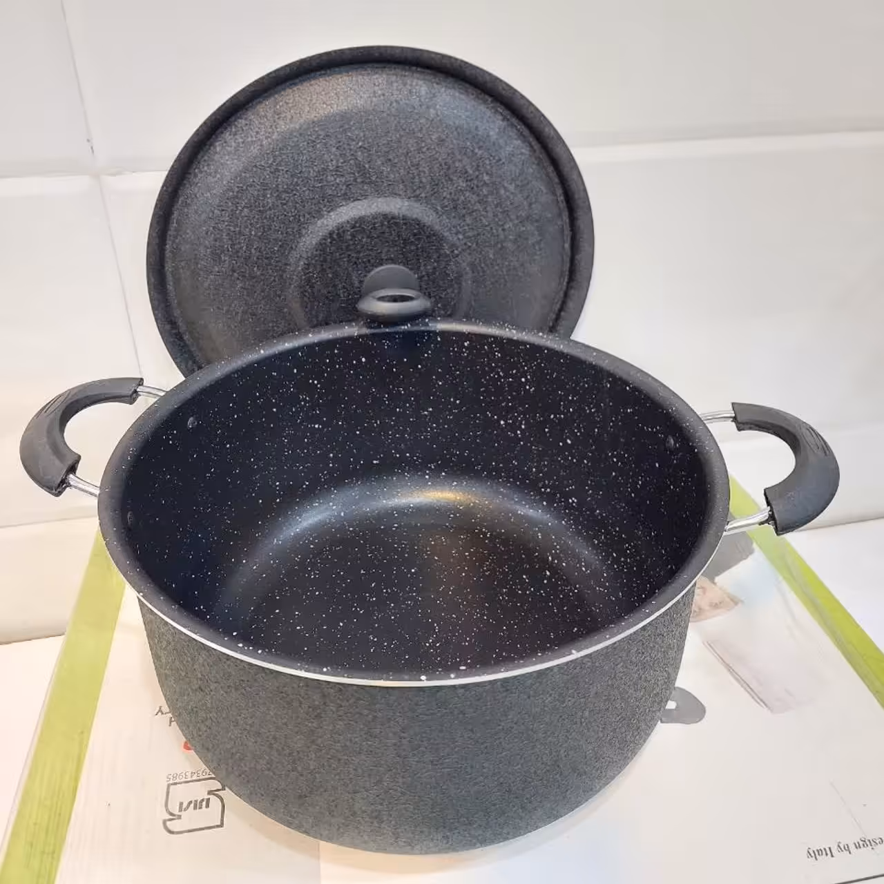 قابلمه گرانیتی هلنا سایز 34 رنگ مشکی چروک