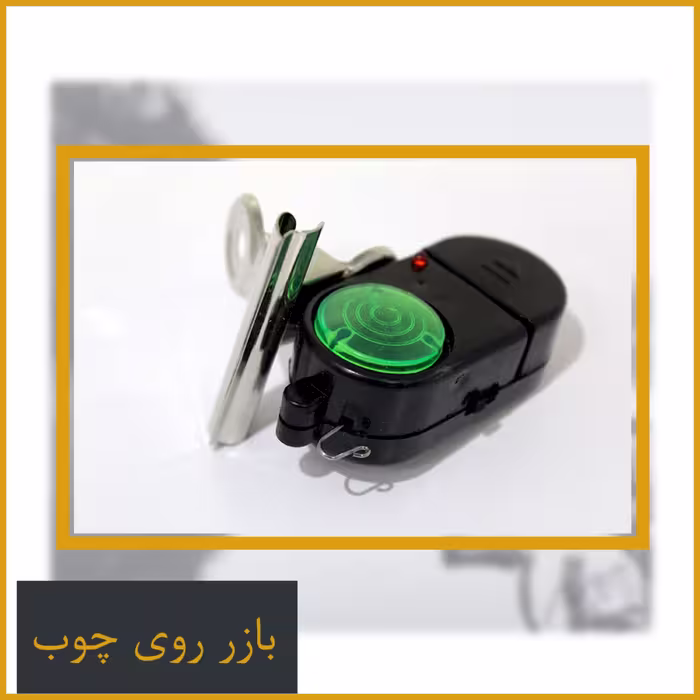بازر روی چوب و سر خود