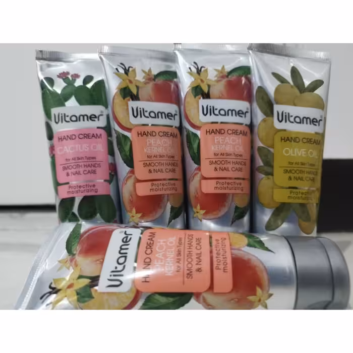 کرم مرطوب کننده ویتامر