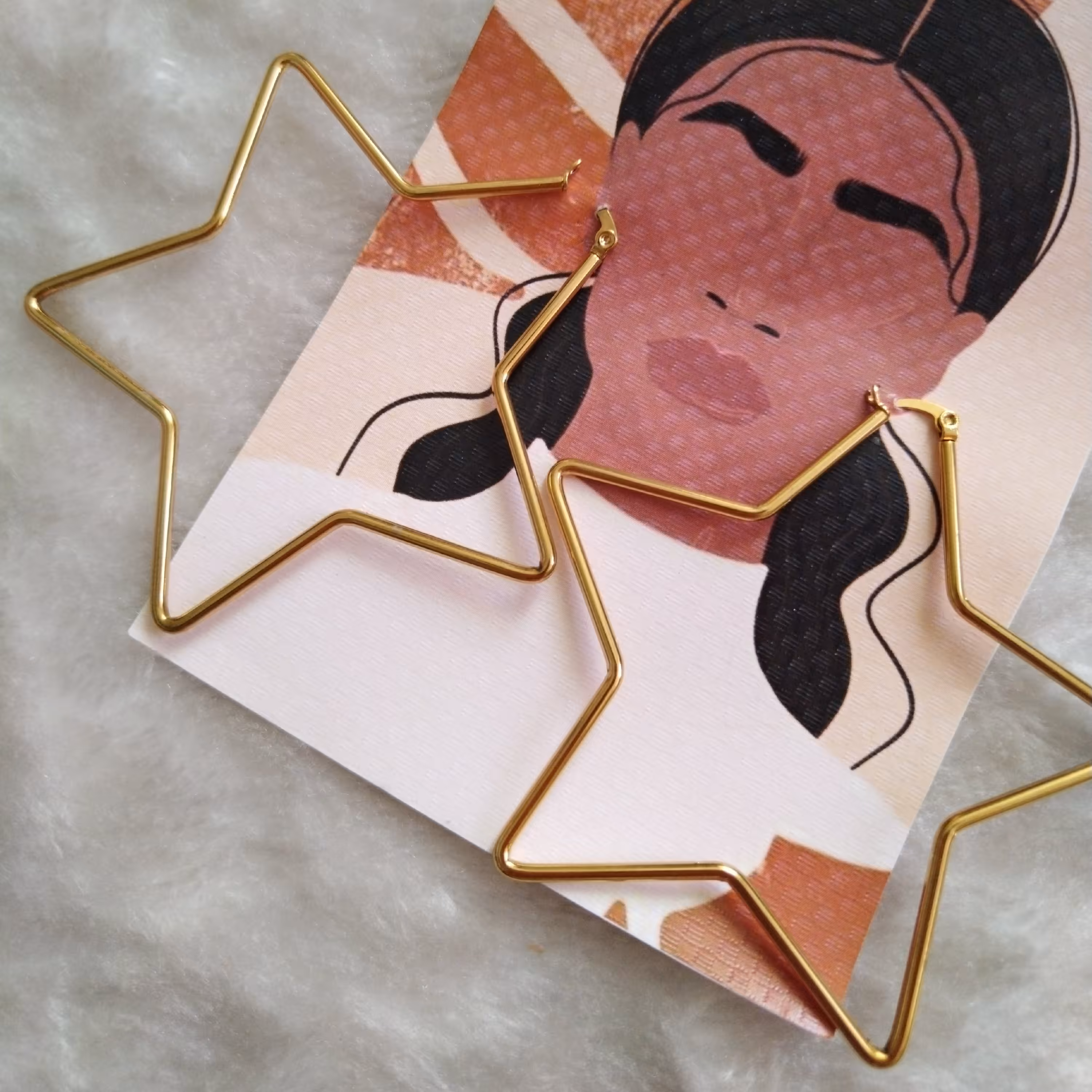 گوشواره ستاره  استیل رنگ طلایی  ثابت
