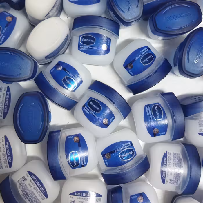 وازلین جیبی اورجینال حجم 8.2 میلی لیتر  