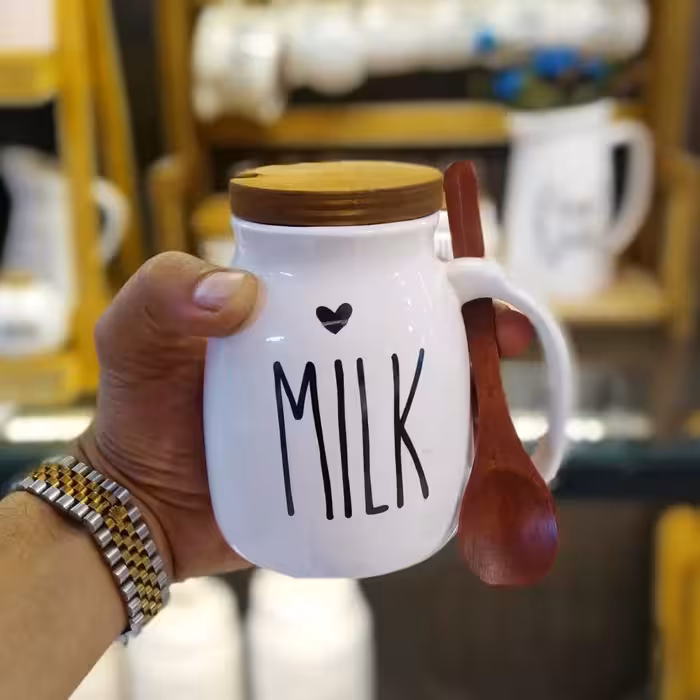 ماگ شیر قاشق دار جنس سرامیک لعاب درجه یک سایز در تصاویر 