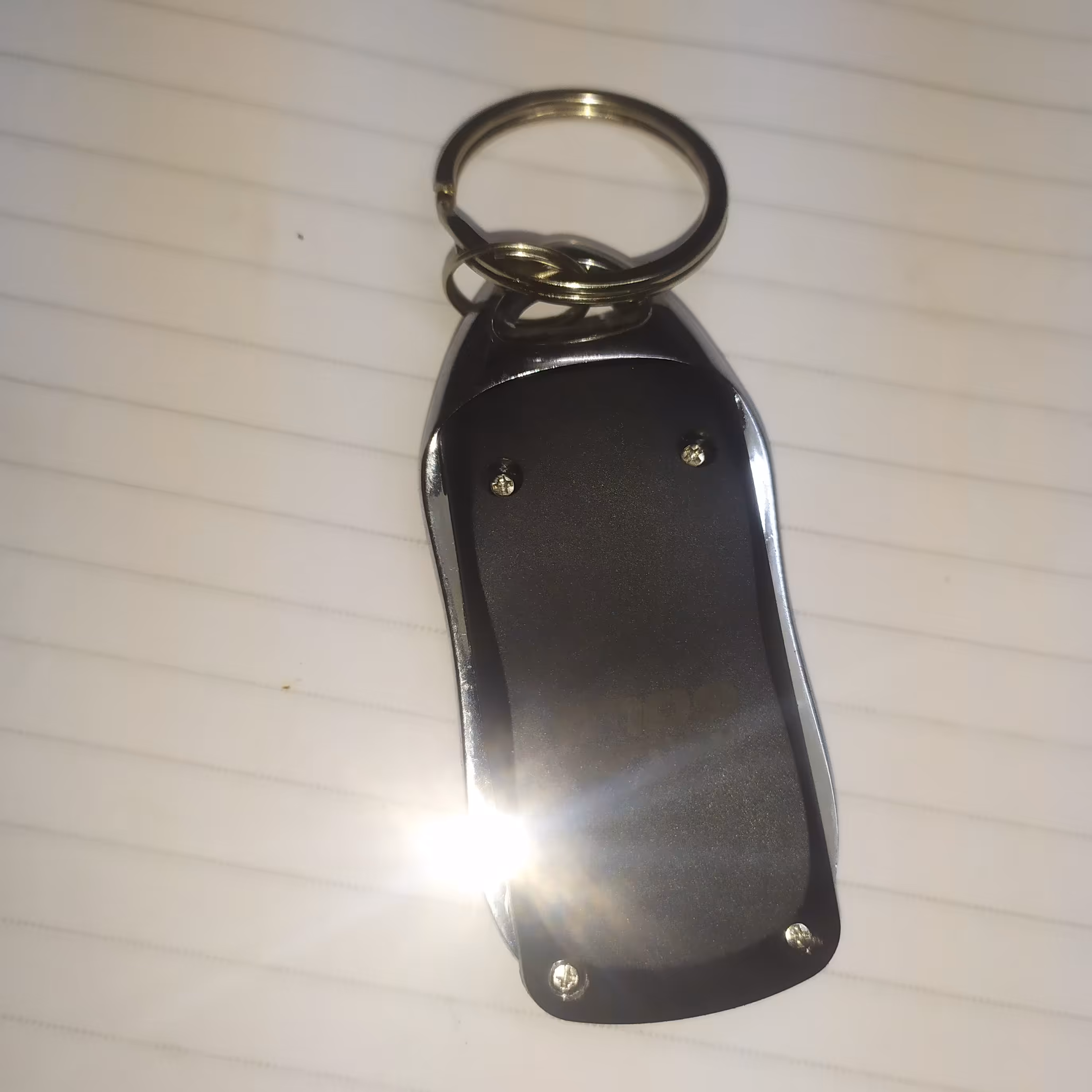 ریموت لوکس وشیک فرکانس 433اتومبیلی وکرکره ای