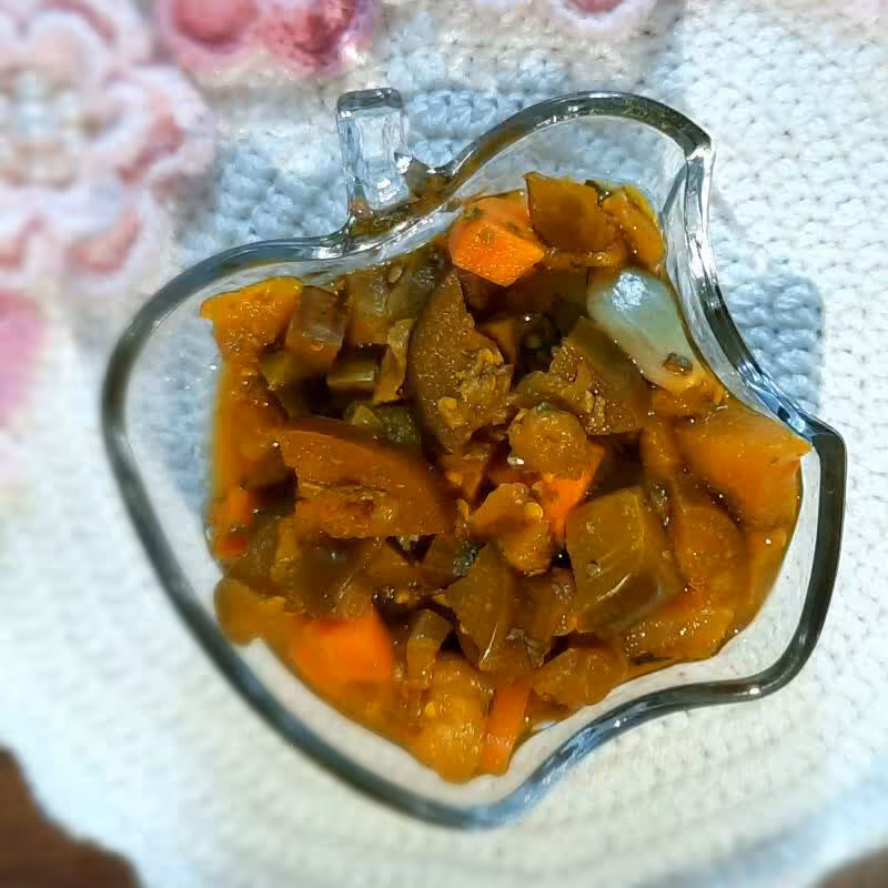 ترشی بادمجان خانگی سیّدخندان -  فلّه ای - مواد اولیه درجه یک - ادویه ویژه - ارسال رایگان