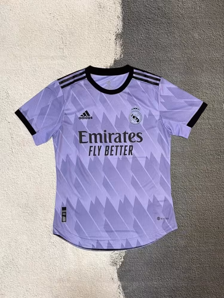 کیت دوم پلیری رئال مادرید 2023