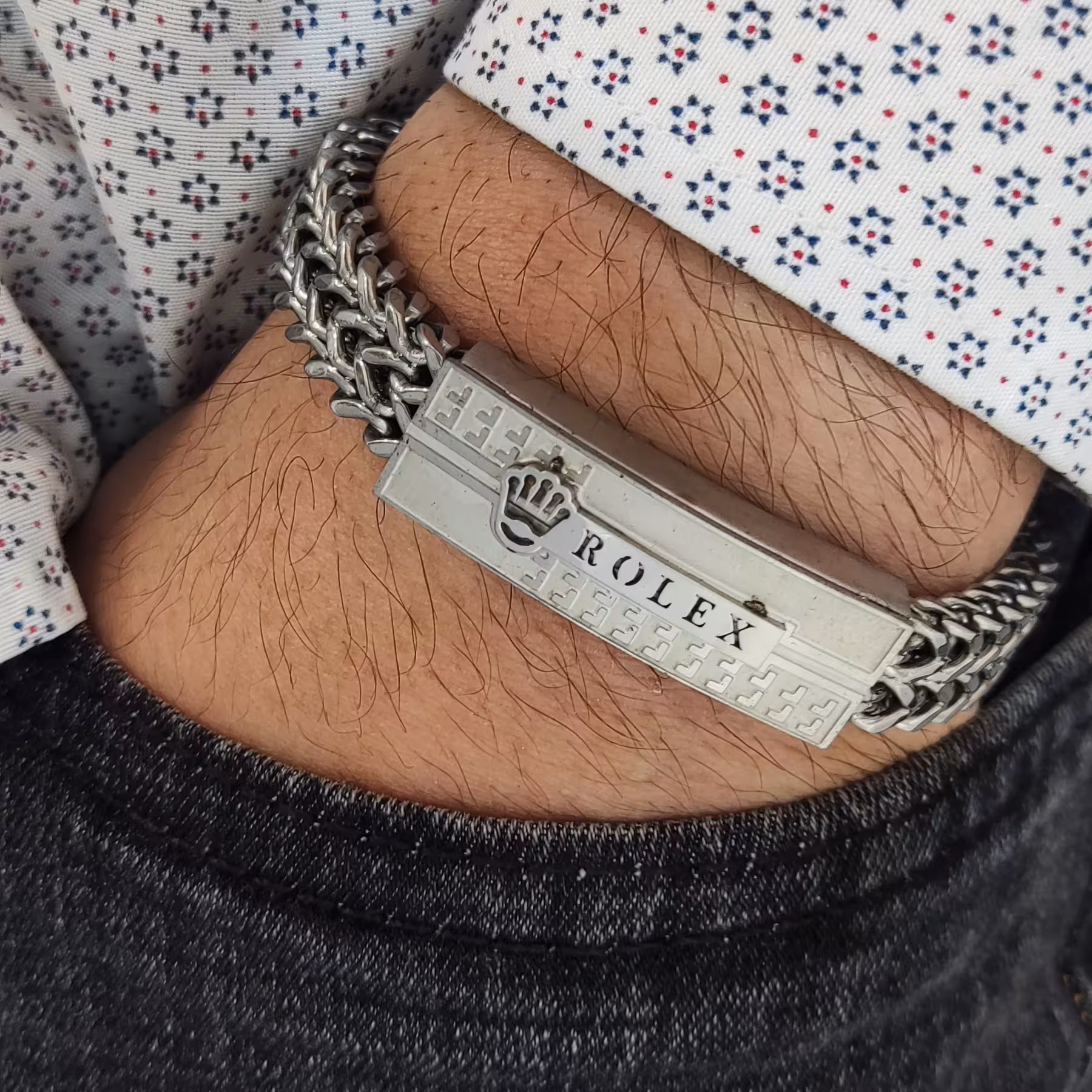 دستبند رولکس نقره ای مارک پلاک دار استیل رنگ ثابت