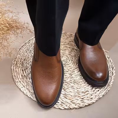 کفش مردانه چرم طبیعی روزمره واداری طبی و راحت رنگ قهوه ای مدل جردن سایزبندی 40 تا45