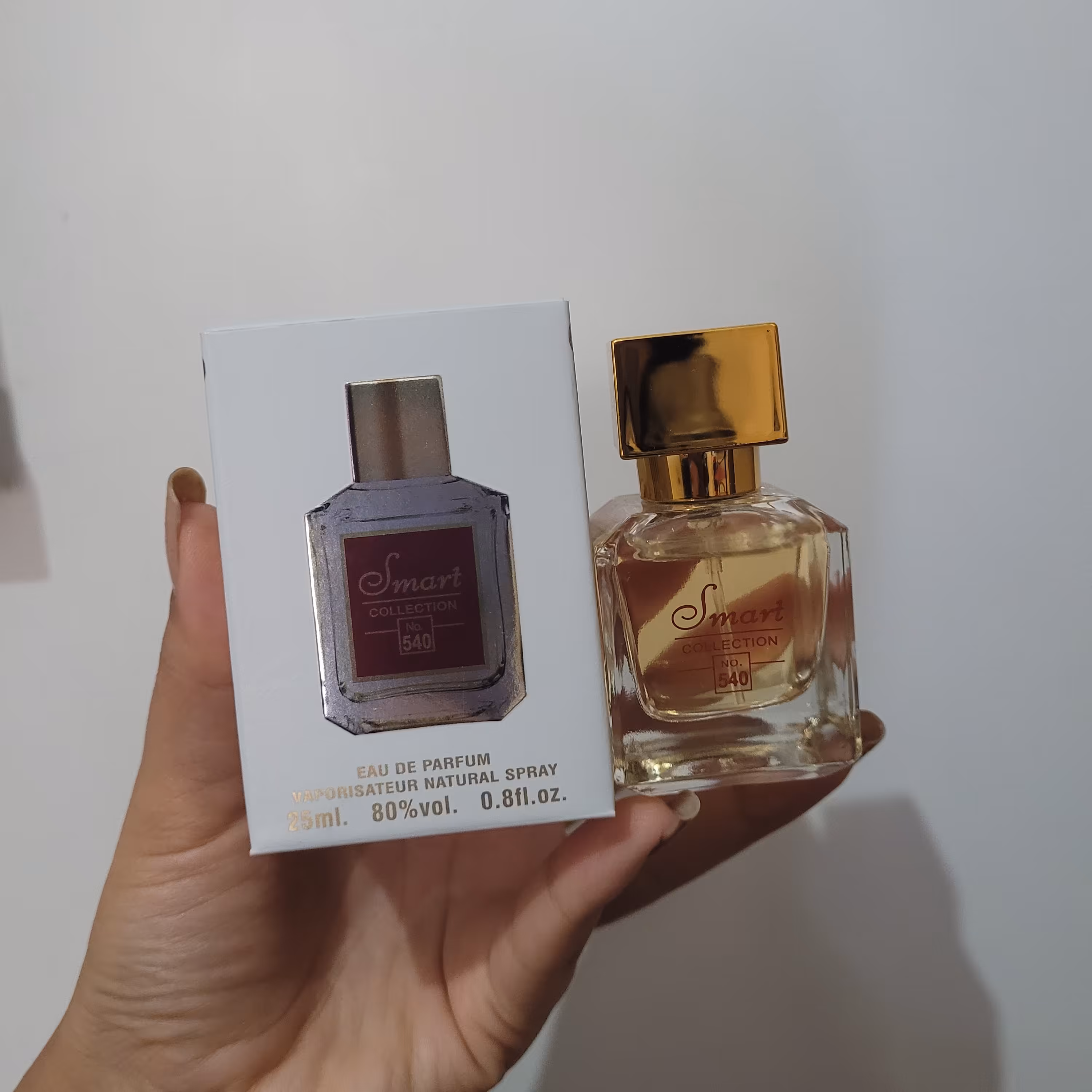 ادکلن باکارات رژ اسمارت 25 میل پخش بو و ماندگاری فوق العاده و تضمینی رایحه گرم و شیرین و گیرا