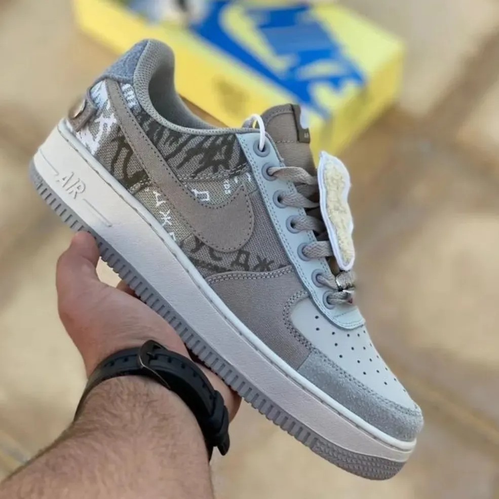 690 کفش کتونی نایک مردانه رنگ و طرح خاص مناسب ورزش و پیاده روی Nike