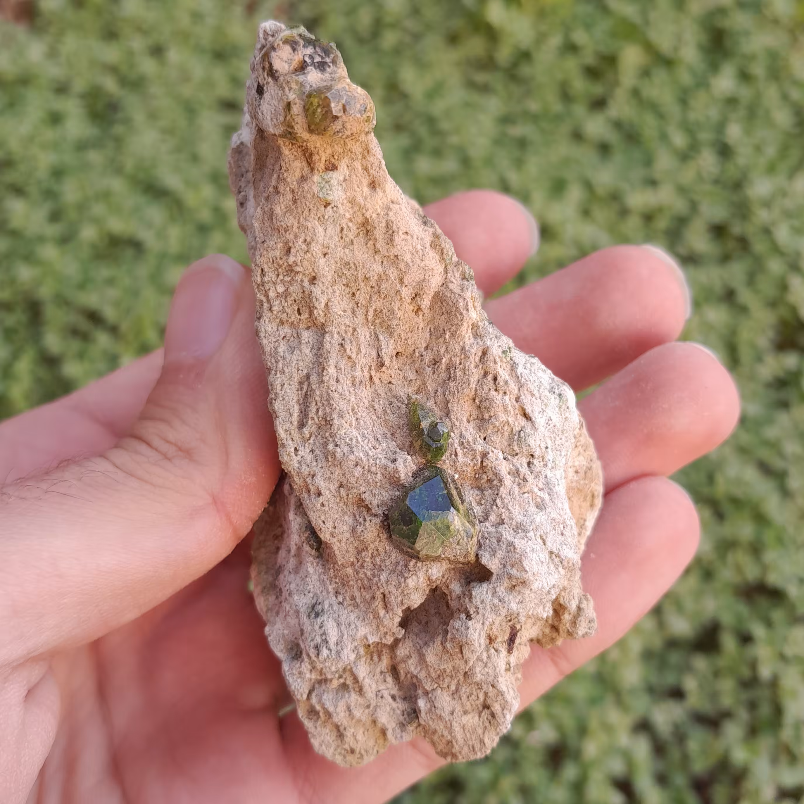 گارنت دمانتوئید  کد 377