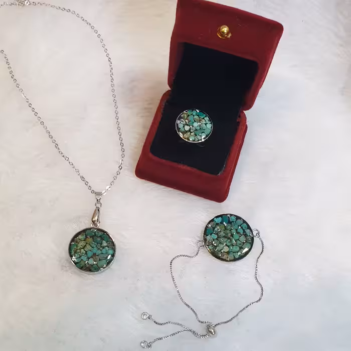 ست استیل با سنگ اصل فیروزه نیشابور  و رزین با قاب  نقره ای