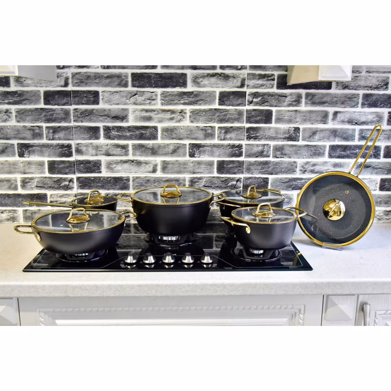 سرویس قابلمه 12 پارچه فوق العاده لاکچری با رنگهای زیبا با برند (K.Z.P) مشکی 