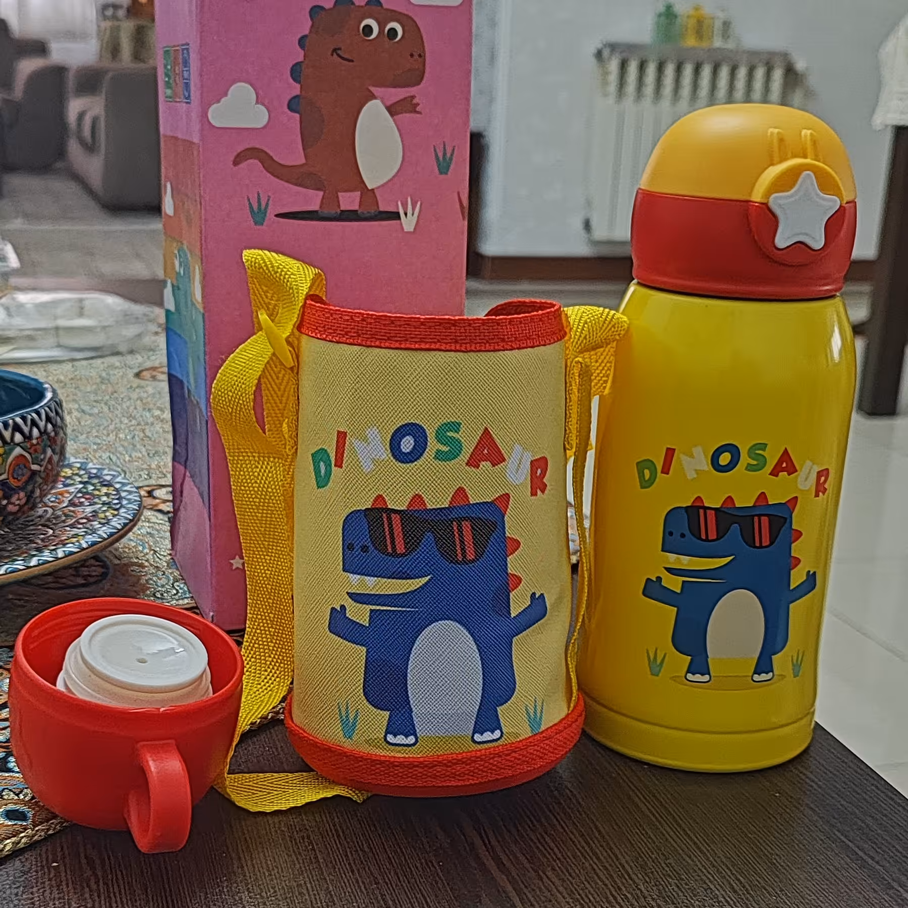 فلاسک قمقمه ای کودک با دو درب و لیوان 