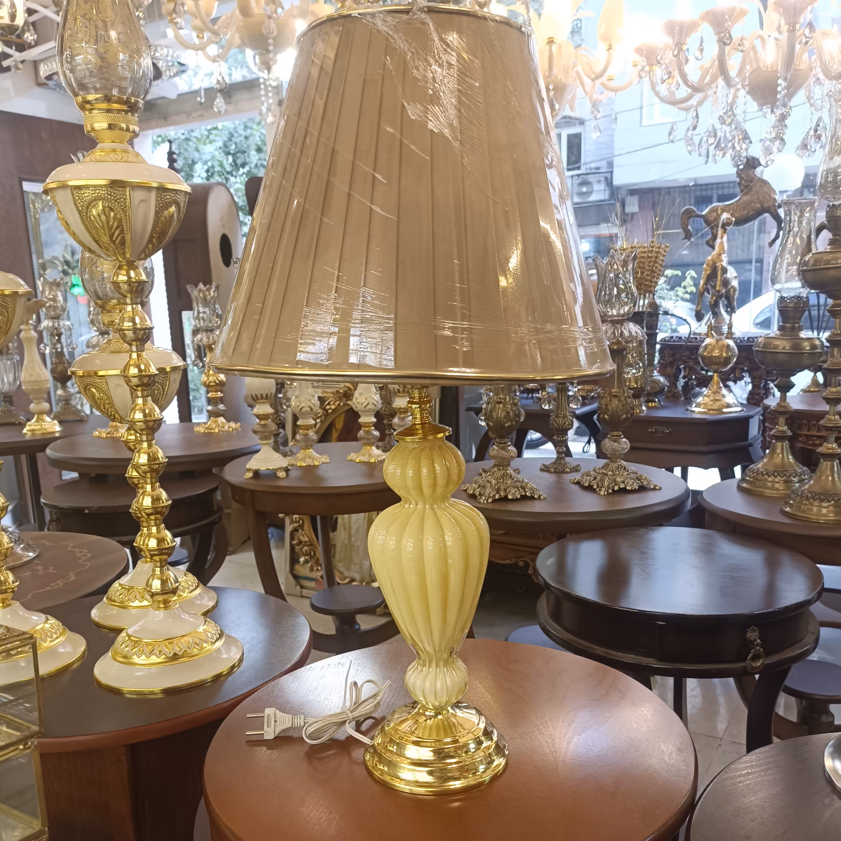 آباژور رومیزی  آباژور کلاسیک آباژور مدرن ایستاده لوستر 