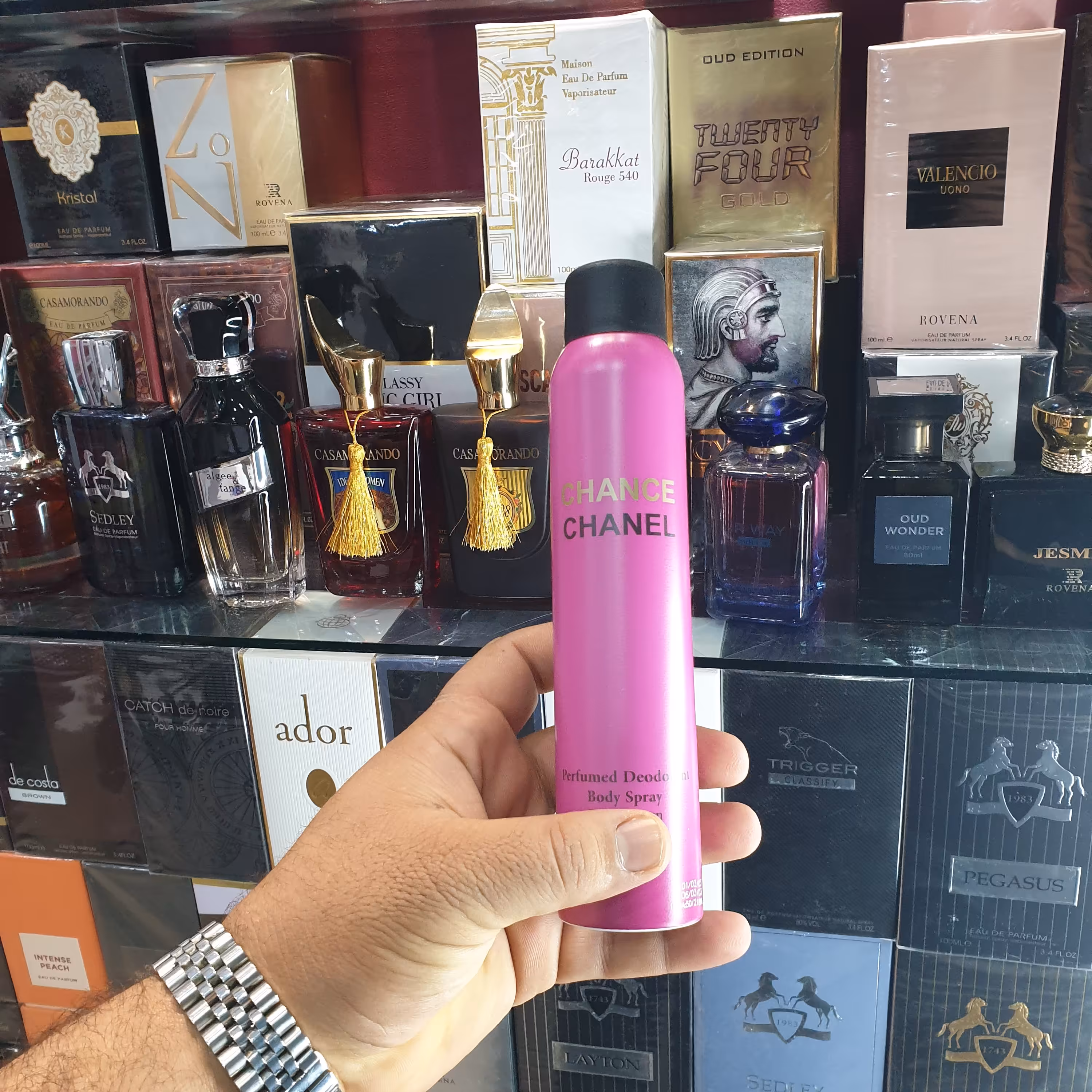 اسپری بدن رایحه ی  شنل چنس  زنانه 200 میل