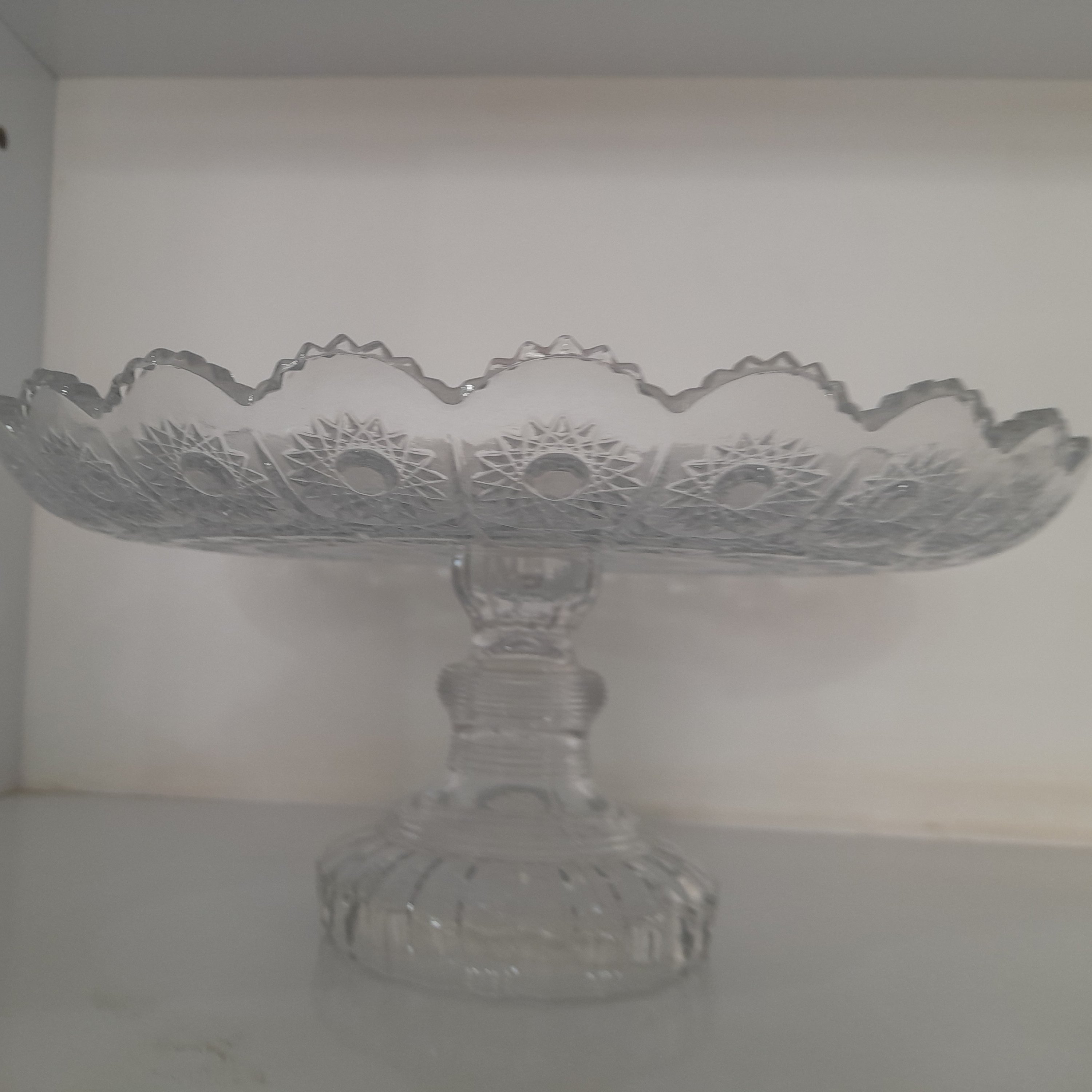 شیرینی خوری 