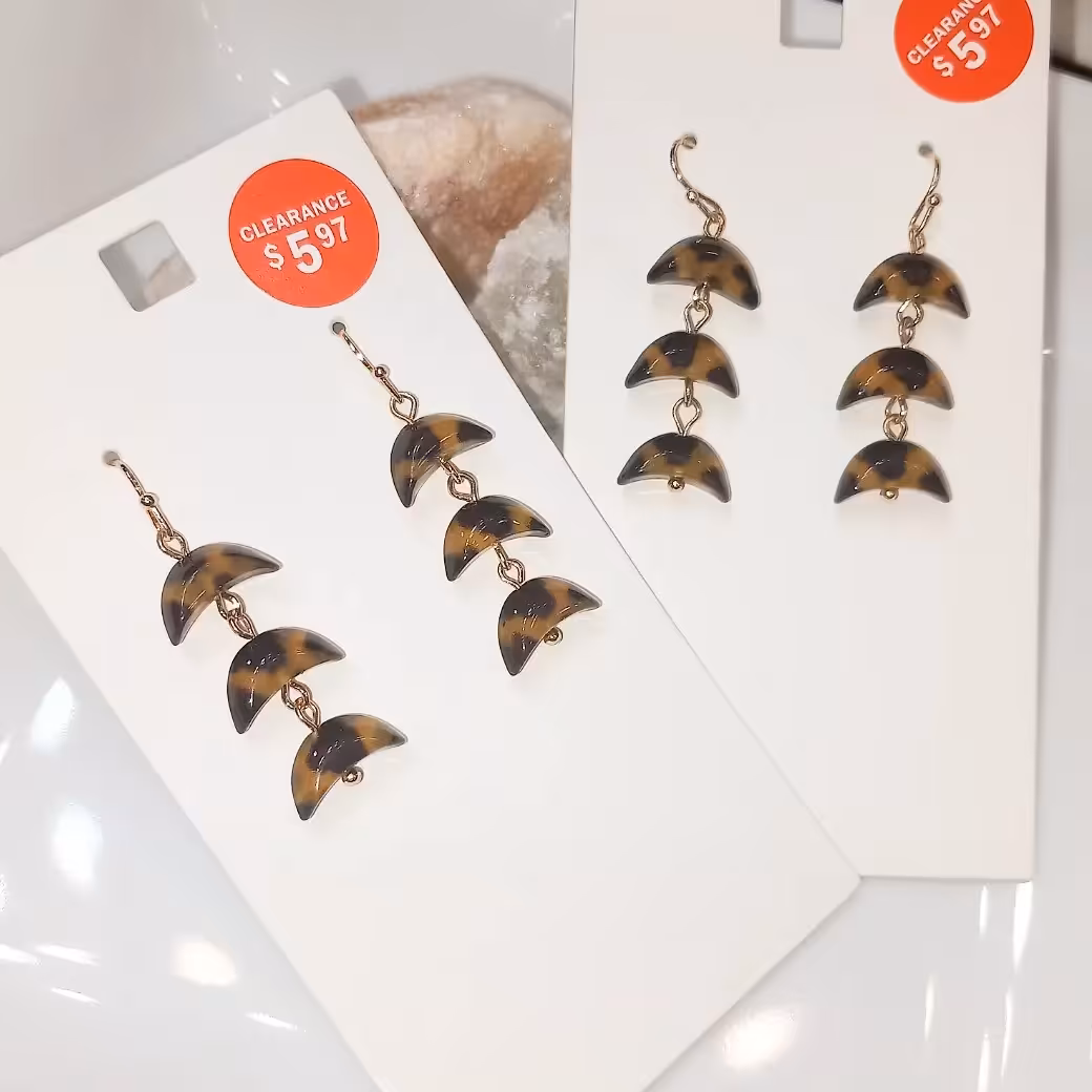 گوشواره رزین