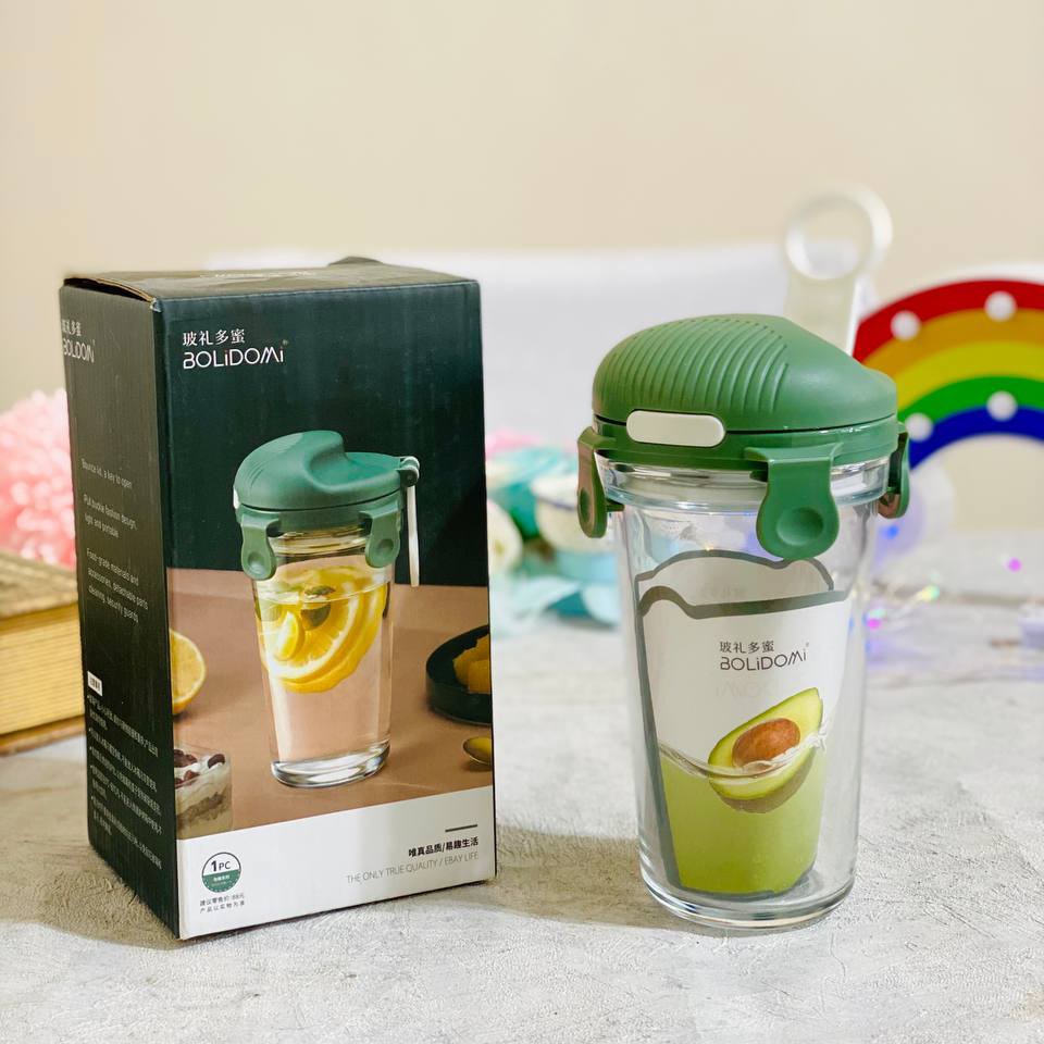 تراول ماگ شیشه ای بطری اب و دمنوش
دارای صافی با حجم 380 میلی لیتر بدون نشتی فقط سبز رنگ