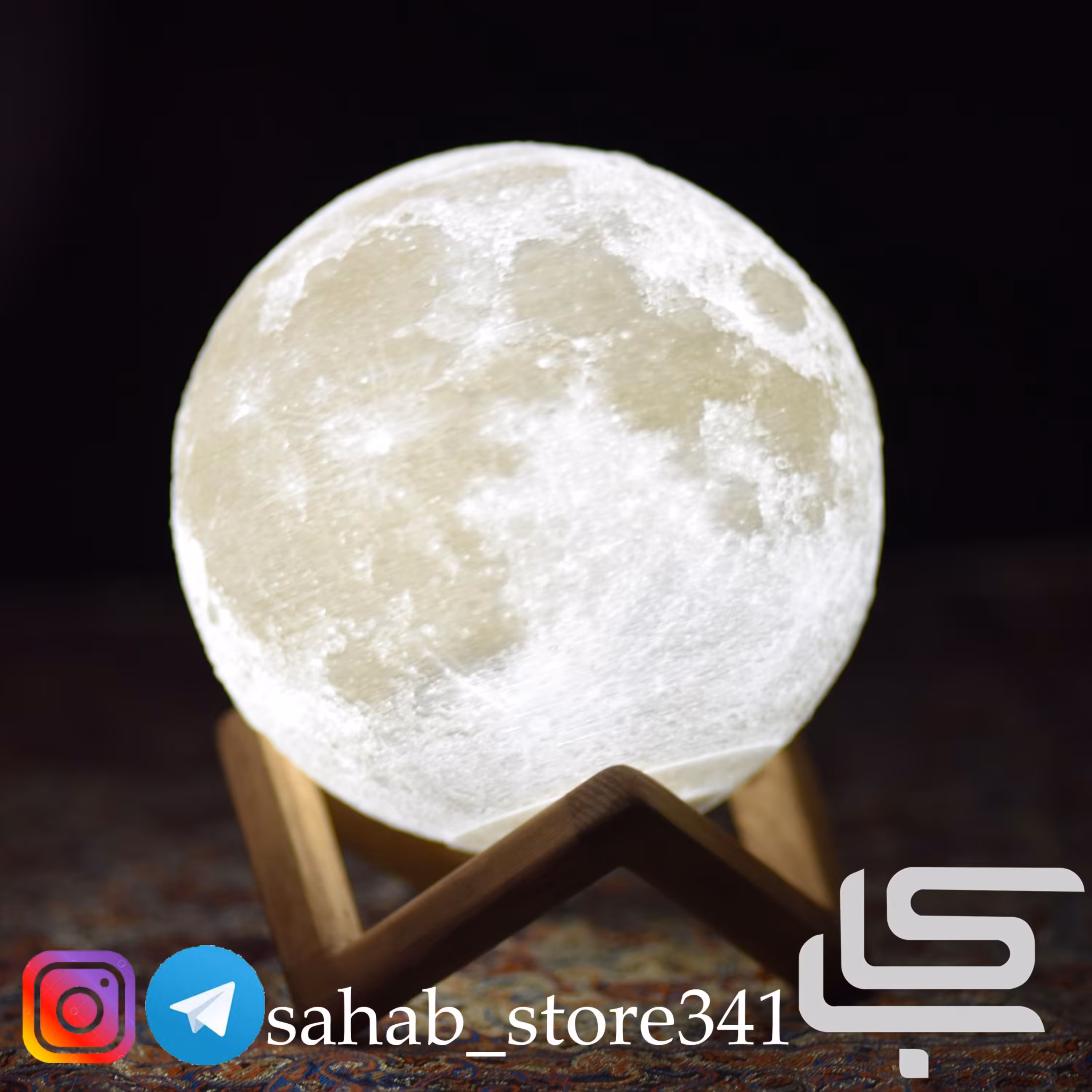 چراغ خواب سیلیکونی ماه رنگ سفید