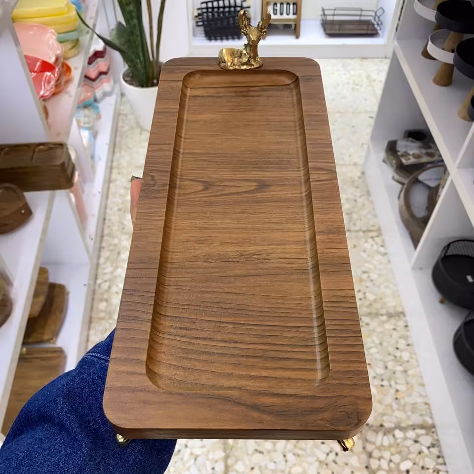 ظرف چوبی پایه دار