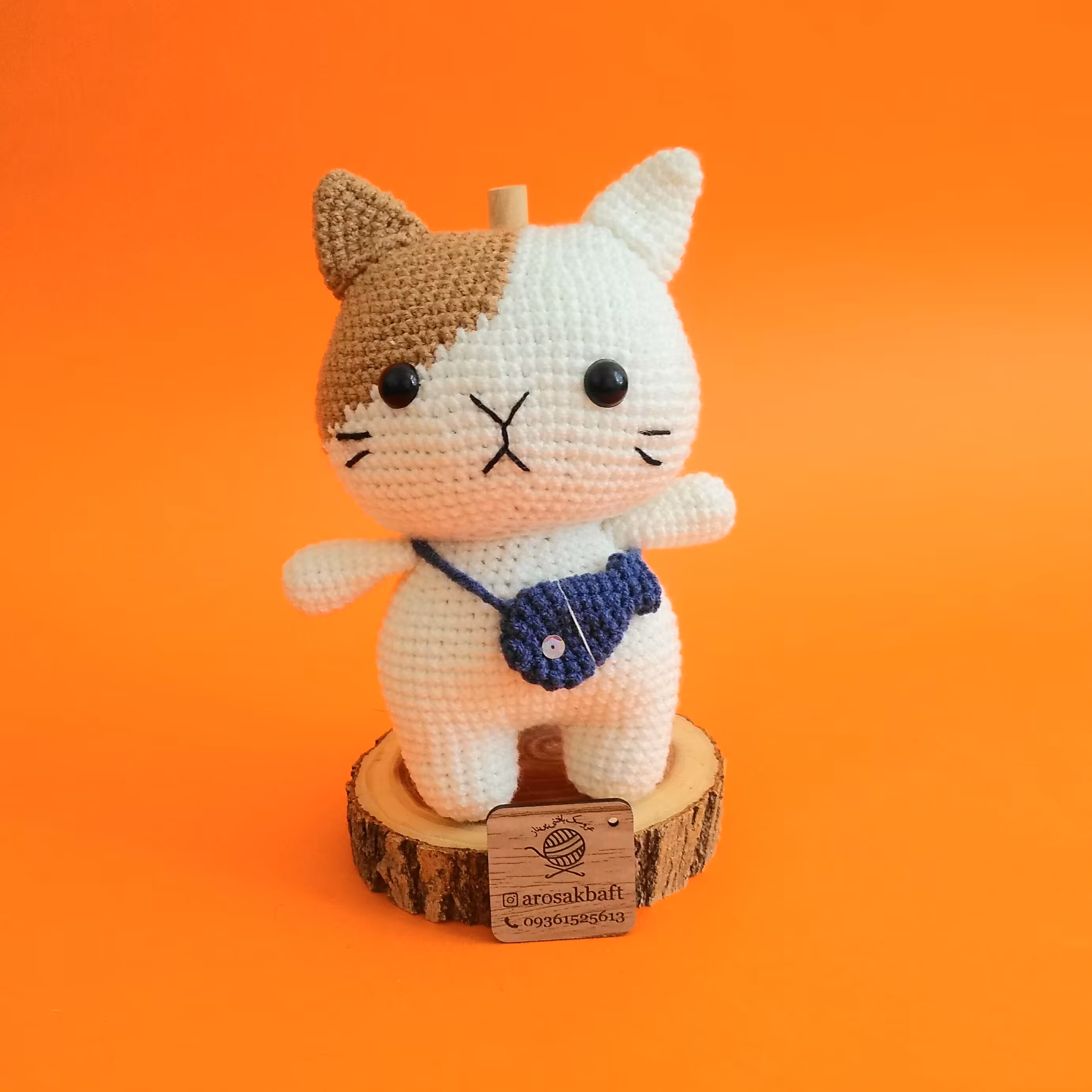 اسباب بازی عروسک بافتنی کاموایی گربه ملوس