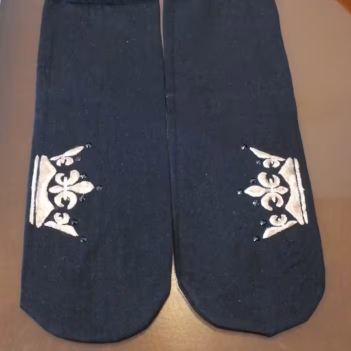 جوراب  نقاشی و نگین کاری  بادست