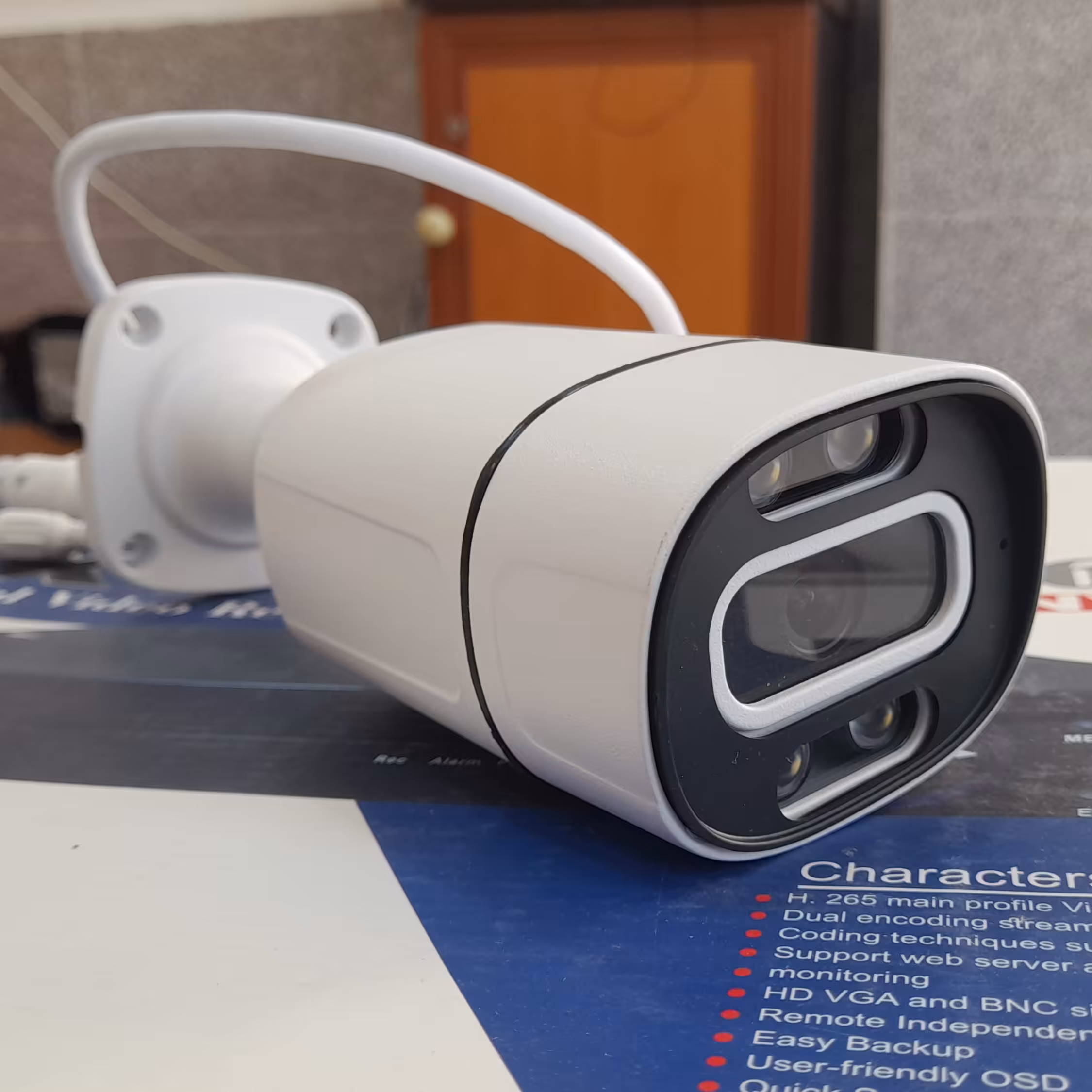 دوربین IP  دوربین تحت شبکه کیفیت 5 مگاپیکسل - ایمن الکترونیک 