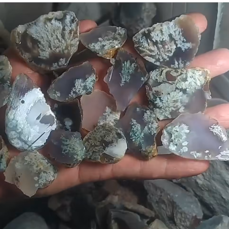 سنگ عقیق شکوفه ای