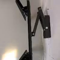 پایه دیواری تلویزیون  B 2 متحرک تک بازو32تا55(ارسال پس کرایه)