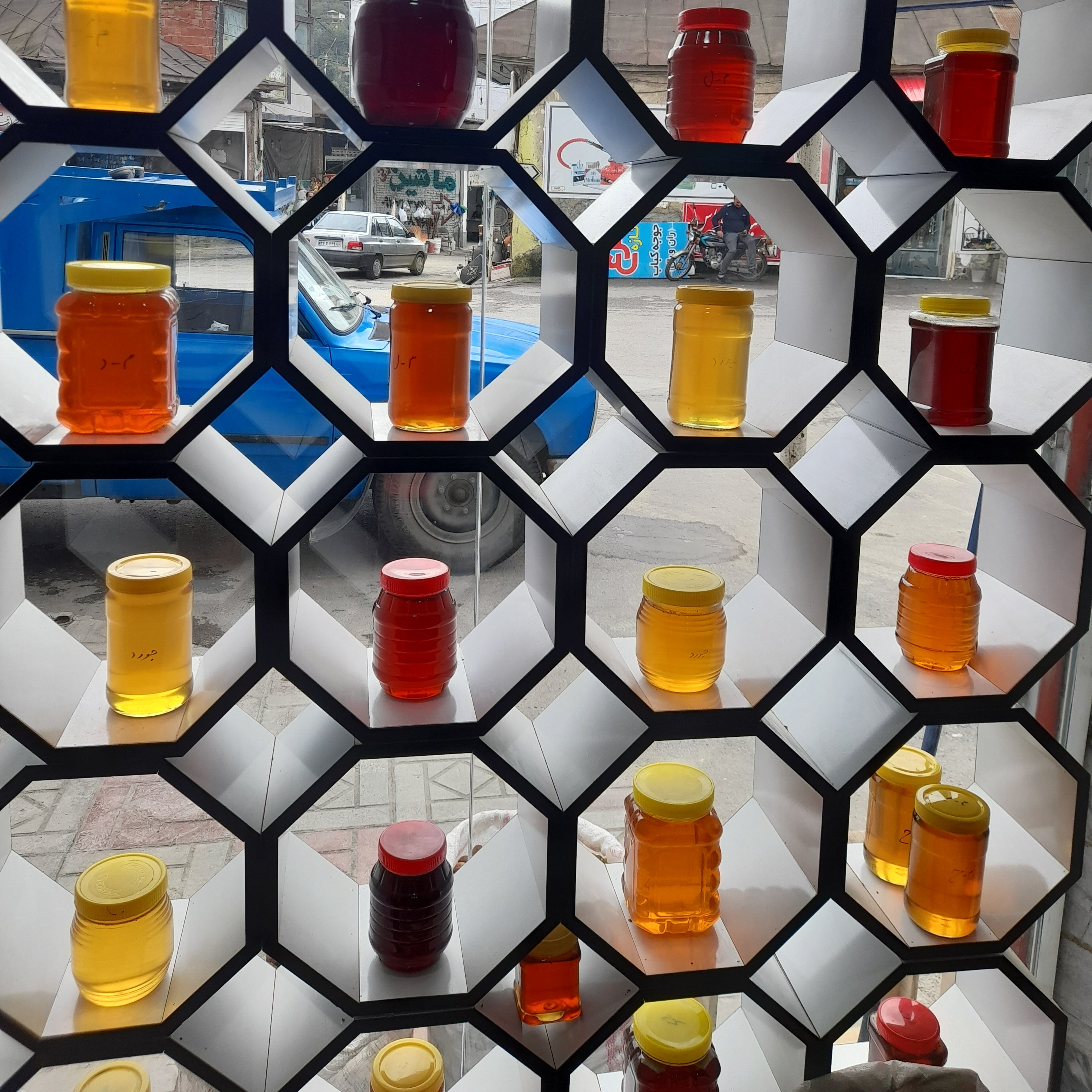 عسل گون (1000گرمی)