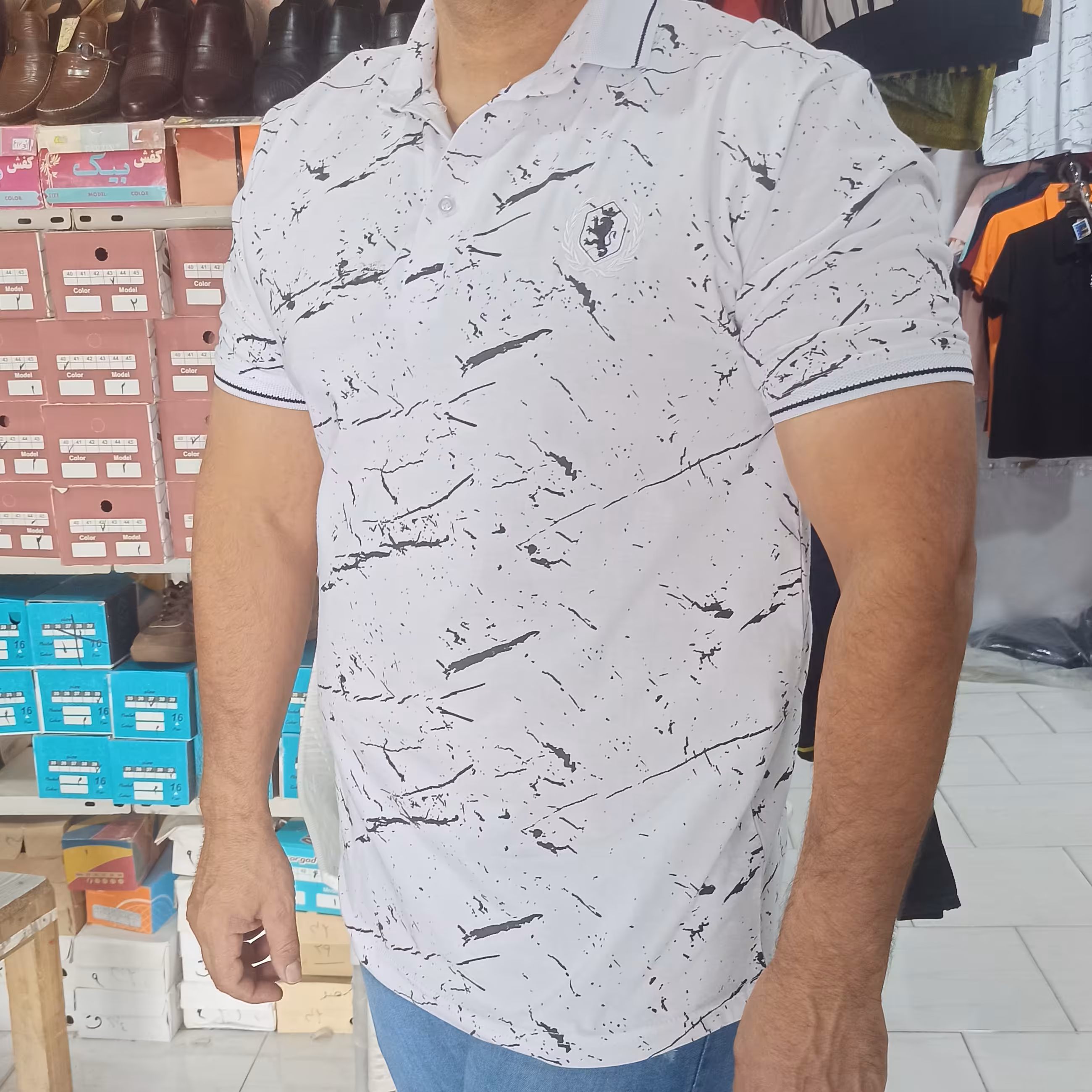 تیشرت یقه دار آبرنگی