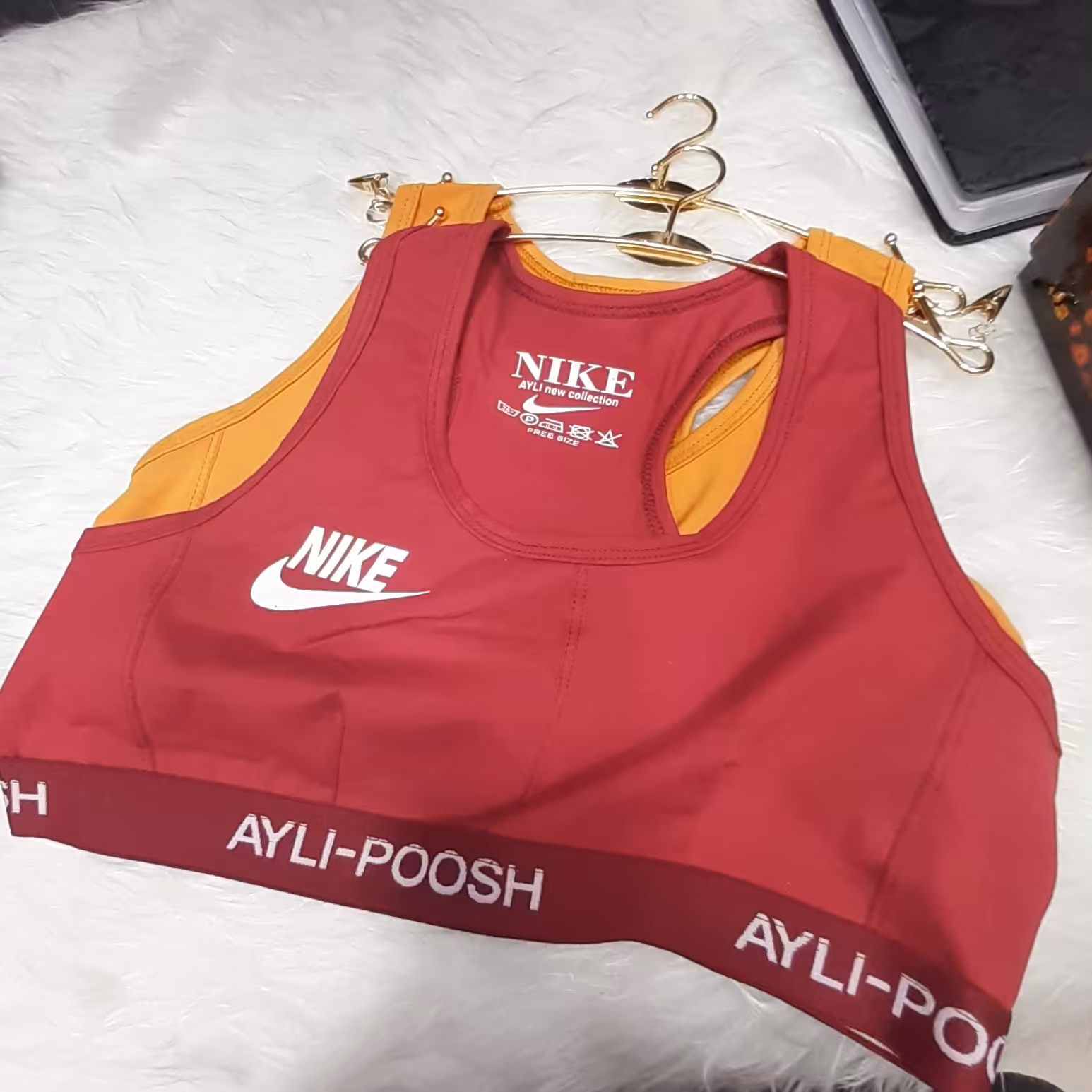 نیم تنه ورزشی