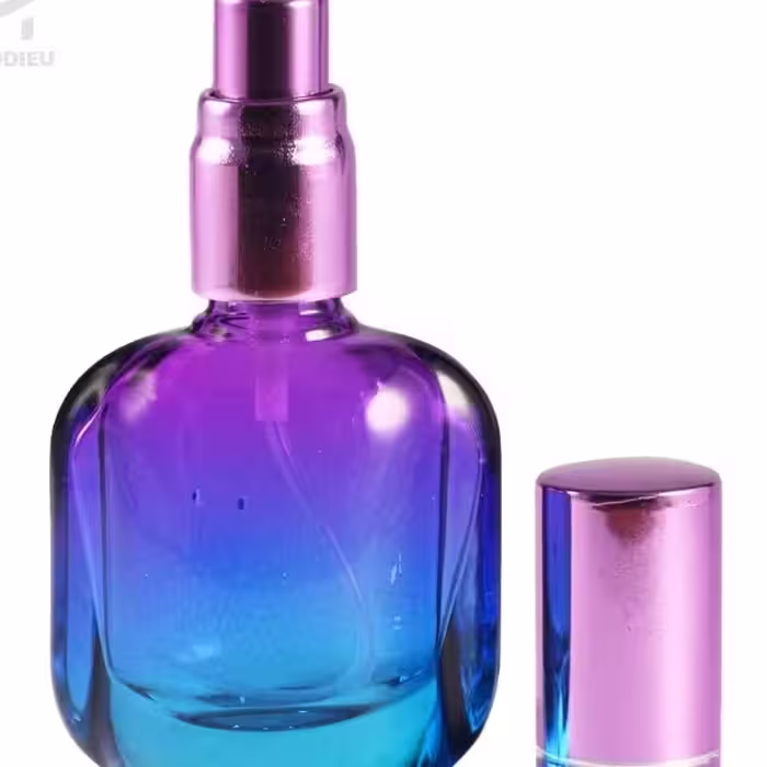 عطر212سکسی هر1 گرم 15 هزارتومن ماندگاری بالا رایحه گرم شیرین مناسب زنانه و مردانه