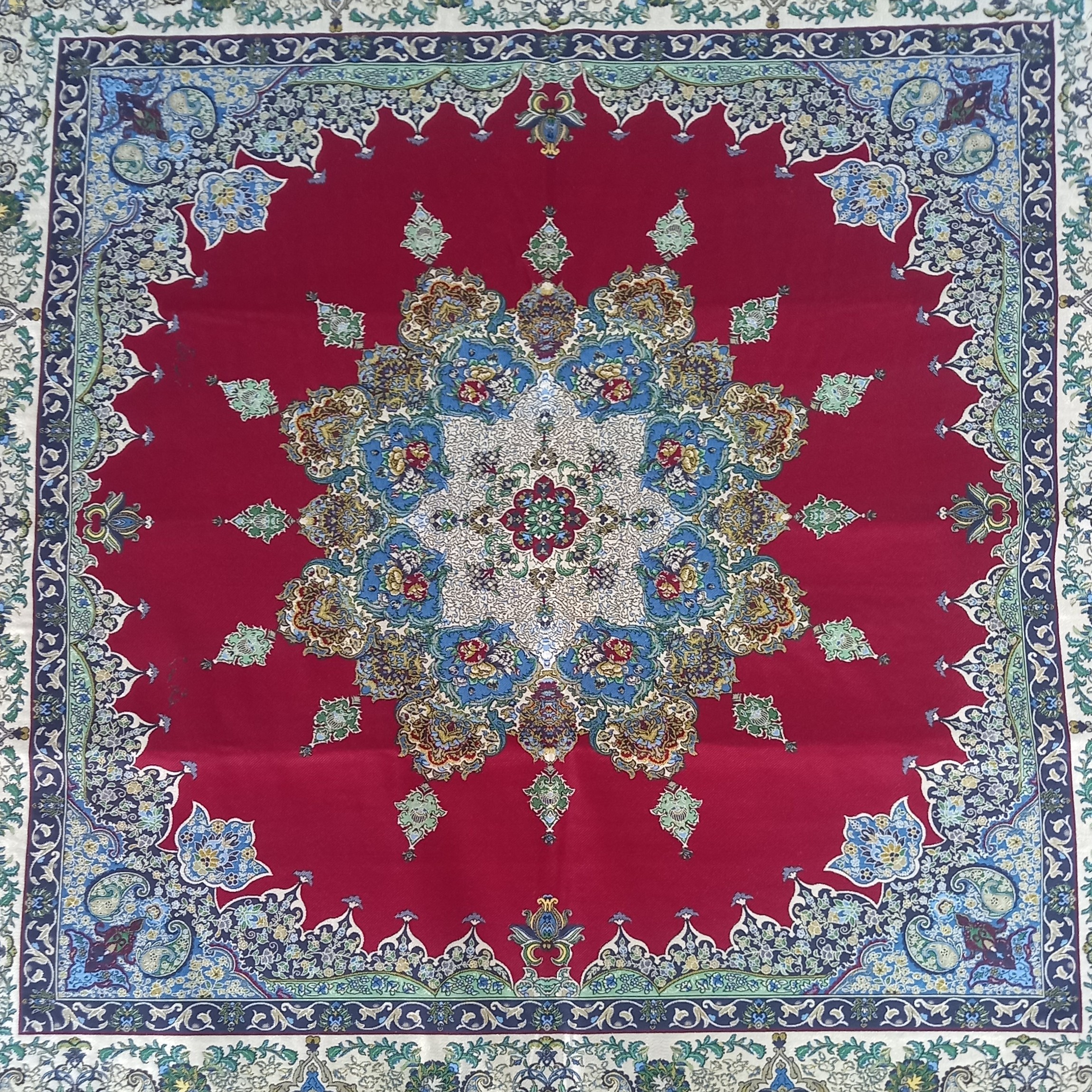 رومیزی ترمه طرح ستاره رنگ زرشکی