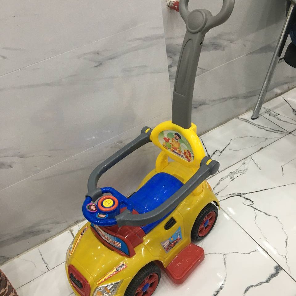 ماشین حمل کودک زیبا و محکم