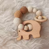 دندونی یا دندونگیر  جغجغه کودک  ترکیب چوب و بافت مناسب سیسمونی