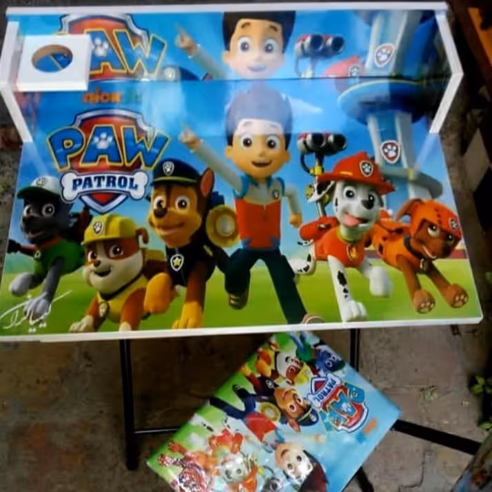 میزتحریر  طرح سگهای نگهبان