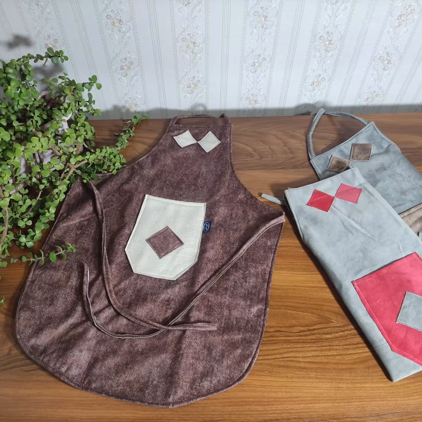 پیشبند ضد آب آشپزخانه زرشکی 