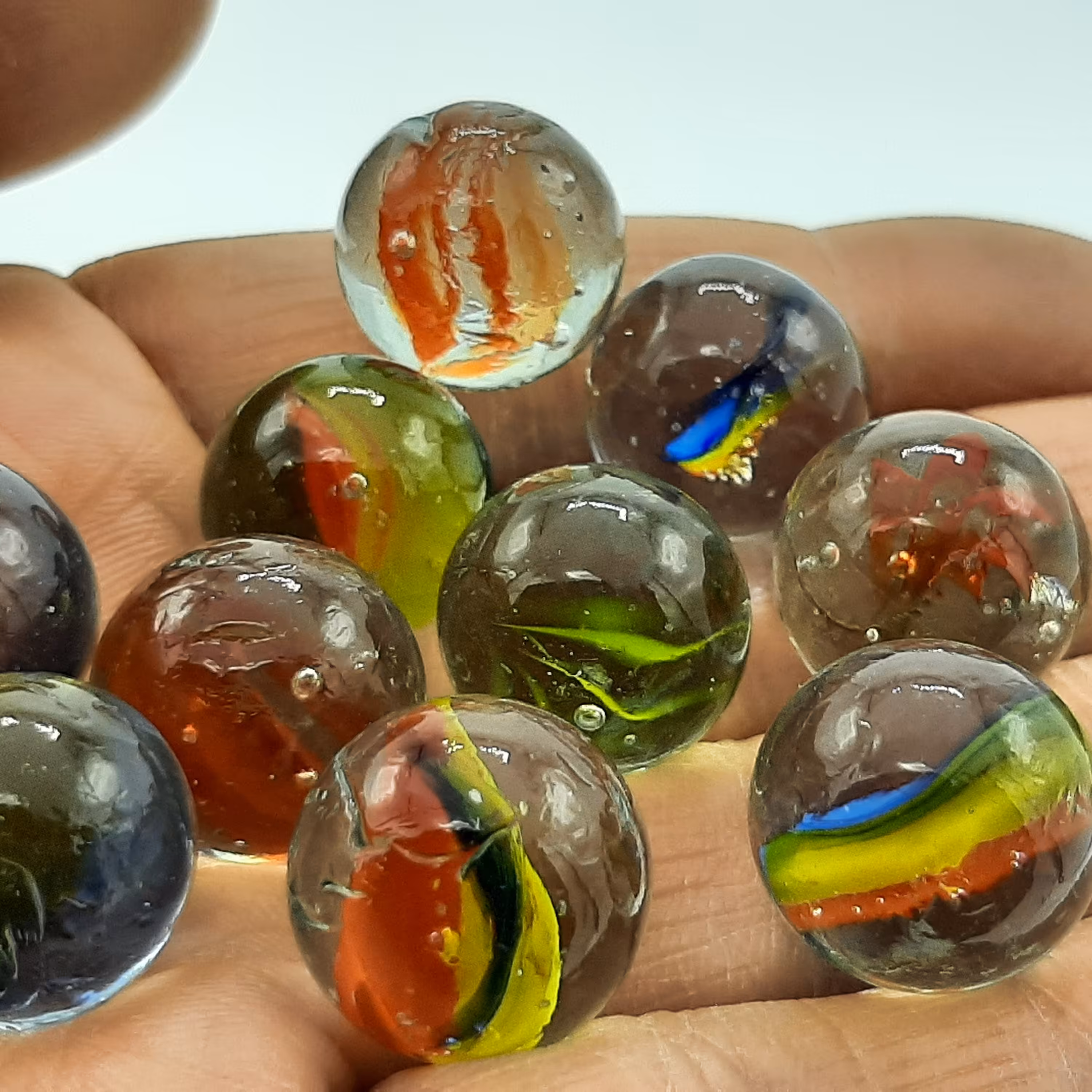 تیله شیشه ای  10  عدد چند پر نوستالژی دکور