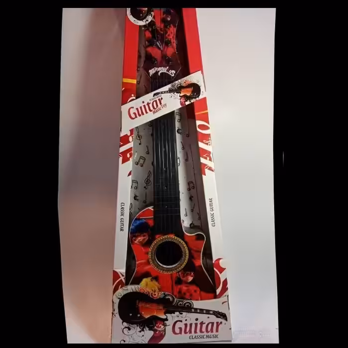 گیتار جعبه دار طرح های فانتزی دخترانه و پسرانه 6 سیم سایز متوسط